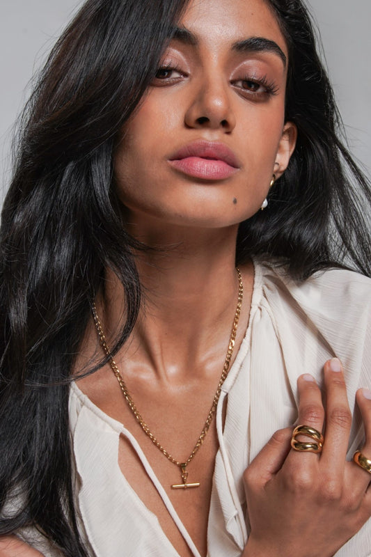 Figaro T Bar Gold Chain Necklace