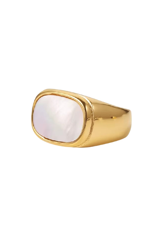 Puglia Shell Ring