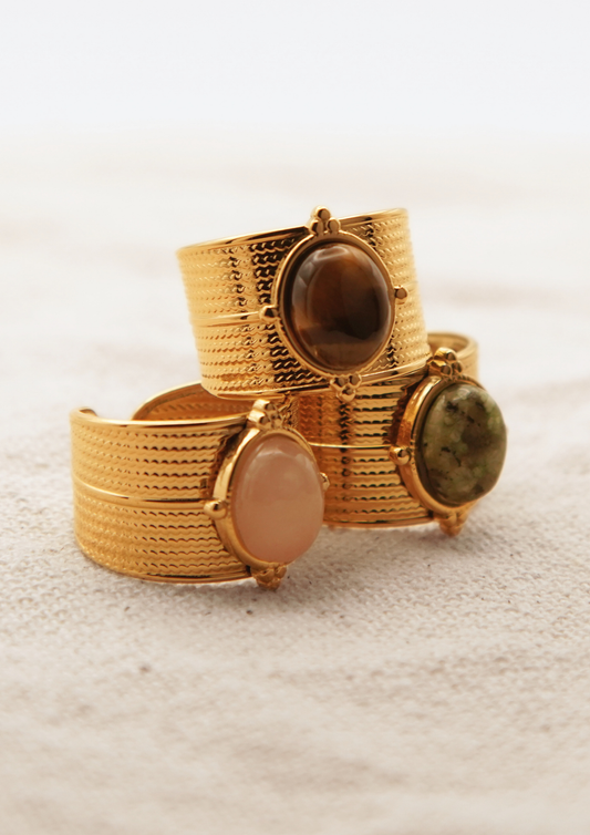 Hazel Gold Ring