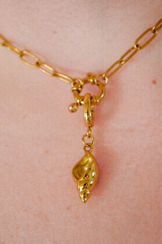 Conch Gold Charm